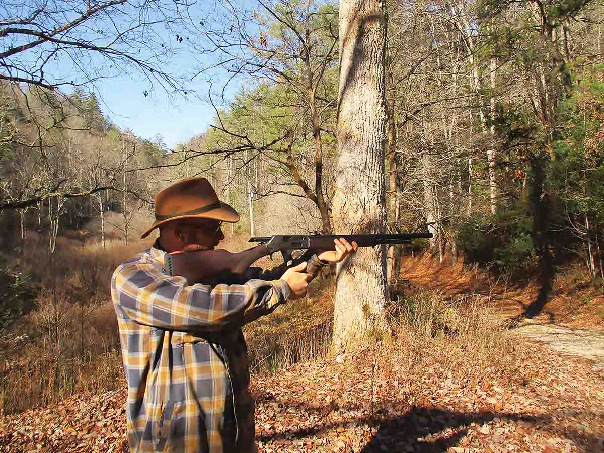 David Jones is shown working the lever without taking the gun from his shoulder. The bolt doesn’t come anywhere close to the face.